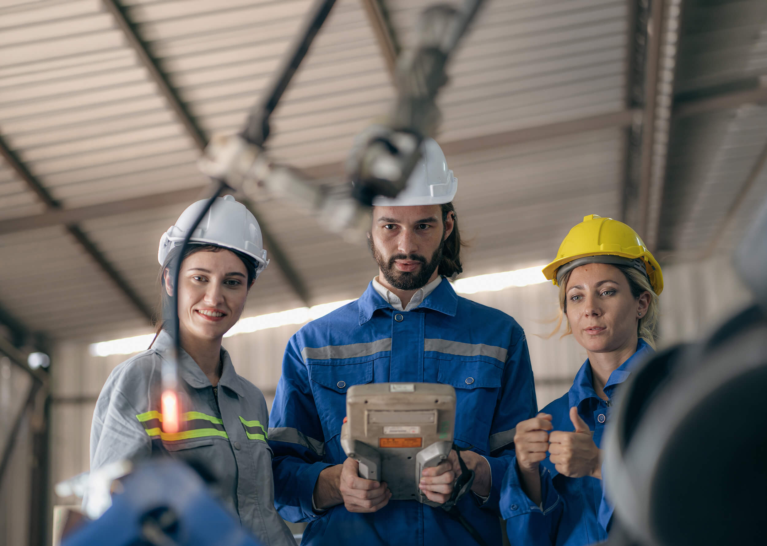 Voltbridge Engineering Partners - Von der Facharbeiterebene bis zum Ingenieur Voltbridge Engineering Partners - Von der Facharbeiterebene bis zum Ingenieur